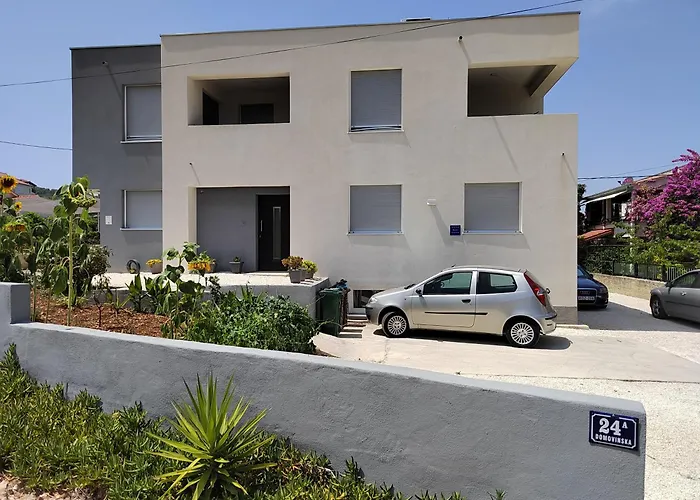 Tiamar Διαμέρισμα Slatine